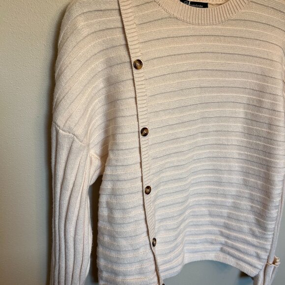 NWT PrettyGarden Side Button Sweater Cream Medium Long Sleeve Ribbed Knit - Picture 5 of 16